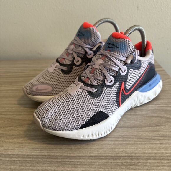 Nike Women Renew Run CK6360-500 Purple Running Shoes Sneakers Size 7.5 - Picture 2 of 11